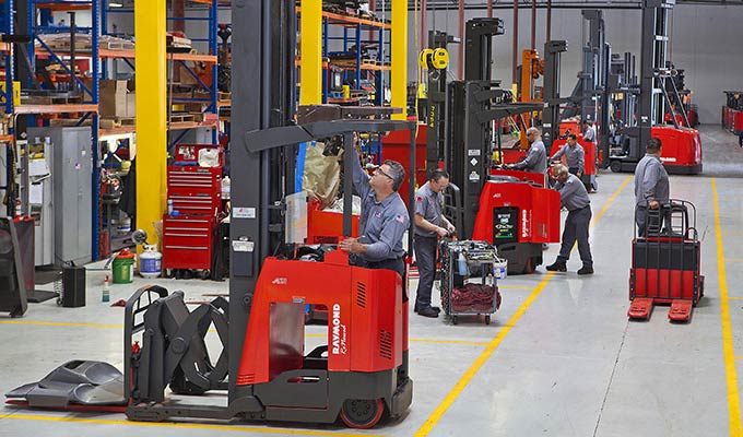 Raymond RENEWED pre-owned used forklift trucks