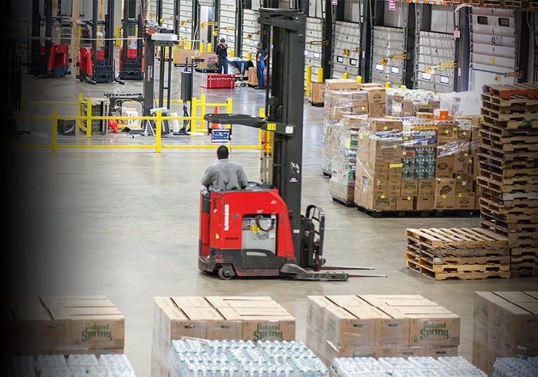 Associated Grocers of New England Utilizes Raymond Material Handling Solutions