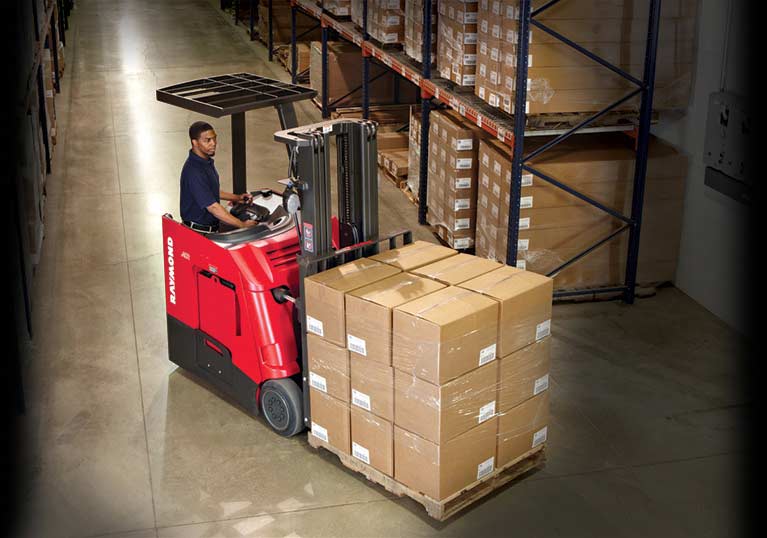 Raymond 4150 Stand Up Counterbalanced Truck Precise Maneuverability