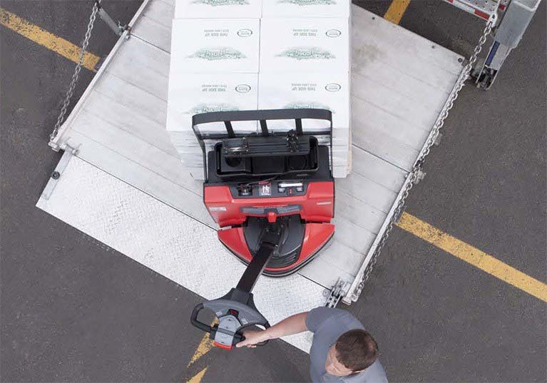 Raymond 8210 walkie pallet jack maneuverability on trailer