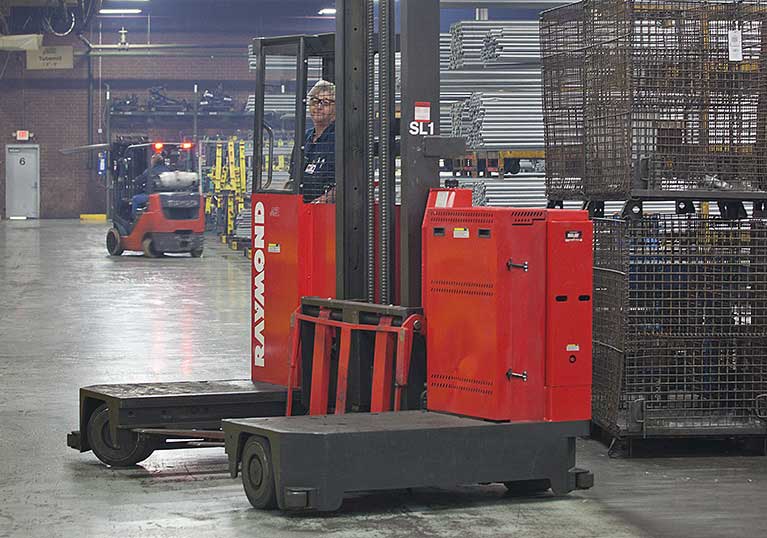 Raymond Sideloader Long Load Fork lift
