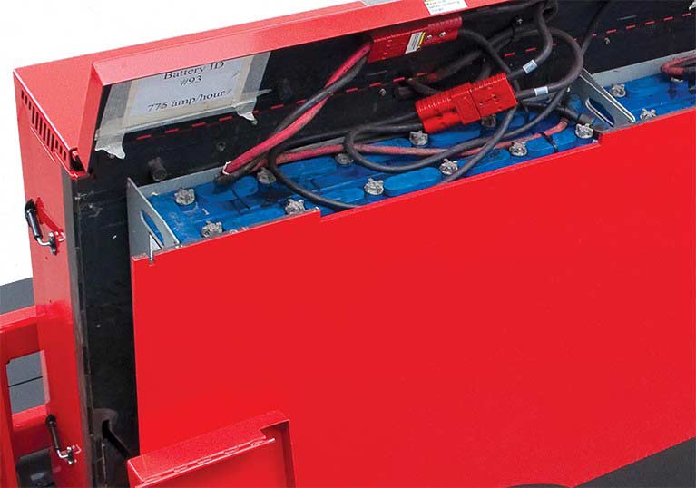 Raymond Sideloader Easy Battery Access