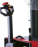 Raymond walkie pallet stacker